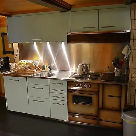 Апартаменты Sleeps 7 Wifi *