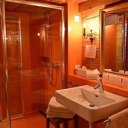 Sleeps 7 Wifi Апартаменты